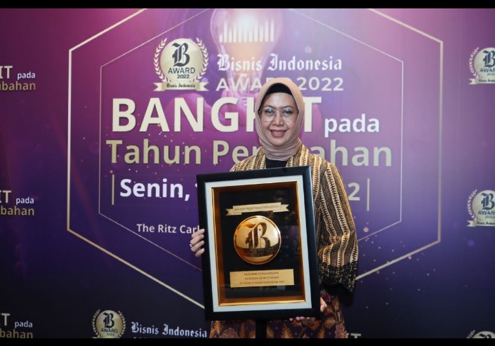 Pimpin Pasar Keuangan Syariah, BSI Raih Penghargaan Bisnis Indonesia Award 2022