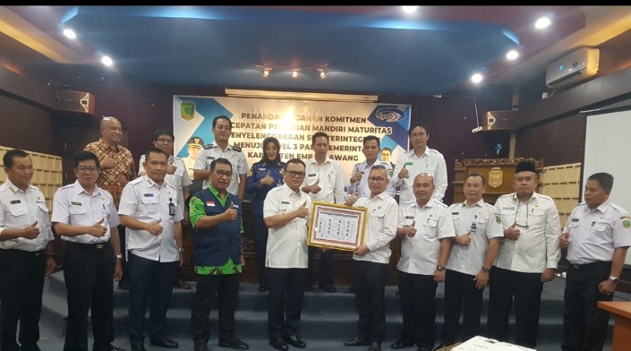 PEMKAB EMPAT LAWANG TANDATANGAN KOMITMEN KEPALA OPD BERSAMA PERWAKILAN BPKB PROV SUM-SEL