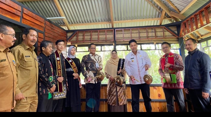 Lelang Kopi Di Kebun Kopi” Bentuk Sinergi DJKN Aceh, Kabupaten Bener Meriah Dan BSI Region Aceh