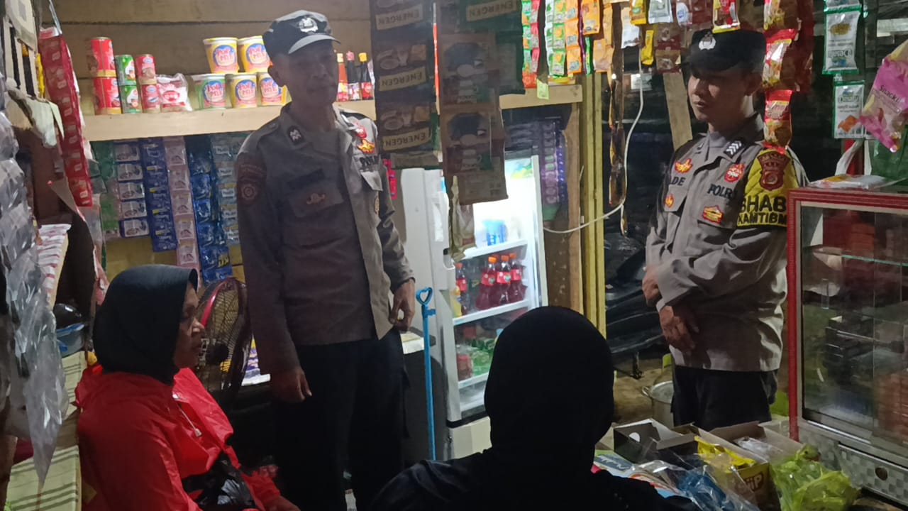 Bhabinkamtibmas Polsek Karang Baru Himbau Masyarakat Tidak Konsumsi dan Jual Obat Ditarik BPOM