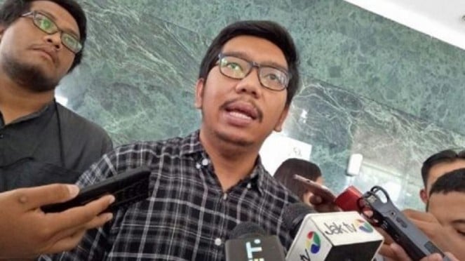 Jokowi Jatah 67 Jabatan ke Pendukungnya, PDIP: Di Amerika Lebih Parah