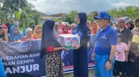 Sambangi Korban Gempa Cianjur, Syarief Hasan dan Ingrid Kansil Salurkan Bantuan Partai Demokrat