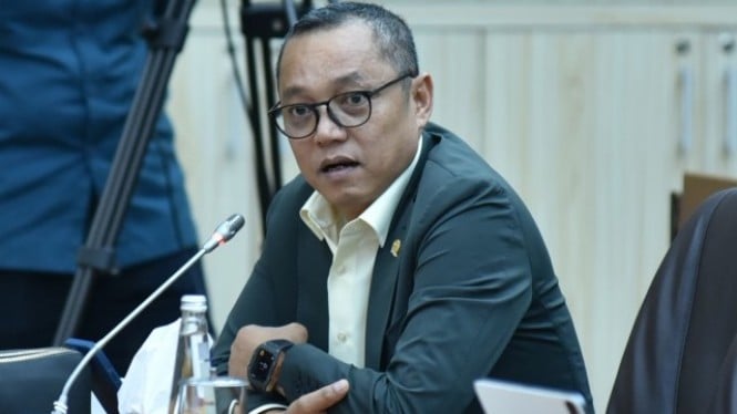 Acara Relawan di GBK, Legislator PDIP Desak Menteri BUMN Evaluasi 2 Komisaris