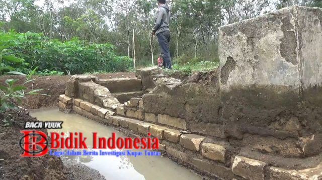 Makam Belanda Diperkirakan Sejak Tahun 1917 Ditemukan di Tubaba, Benarkah OL Helfirch Residen Jambi Peratama? 