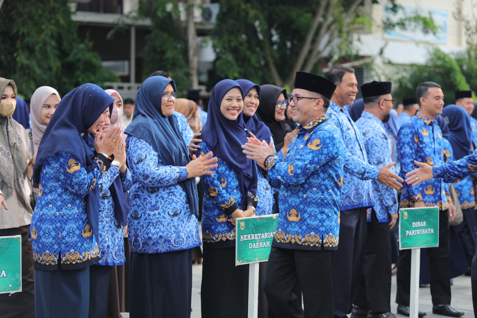 Bakri Siddiq Pimpin Upacara Peringatan 51 Tahun Korpri di Balai Kota