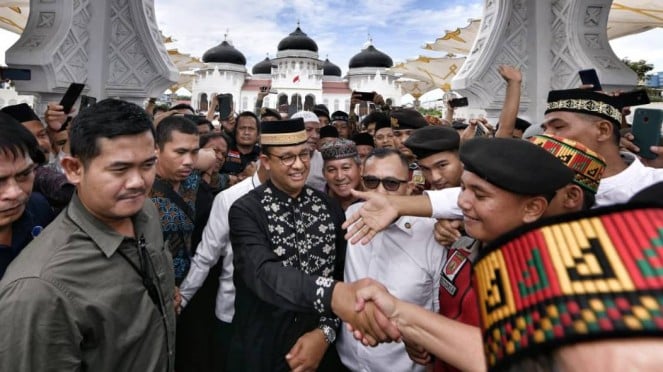 Anies Baswedan: Kalau Diejek Berikan Senyum