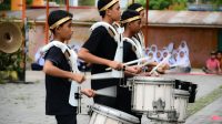 Pj Wali Kota Melewati Drum Band Gita Bahana ke Malaysia