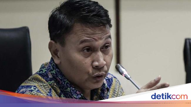 PKS ke Bamsoet: Kepuasan Rakyat Tak Bisa Dimaknai Ingin Jokowi 3 Periode