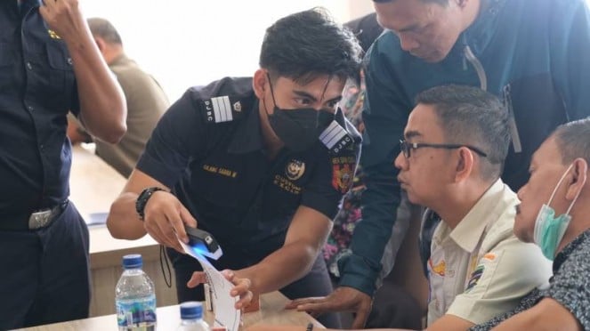 Legislator PKS Sebut Banyak Pekerja Migran yang ke Luar Negeri Tinggalkan Keluarga yang Rentan