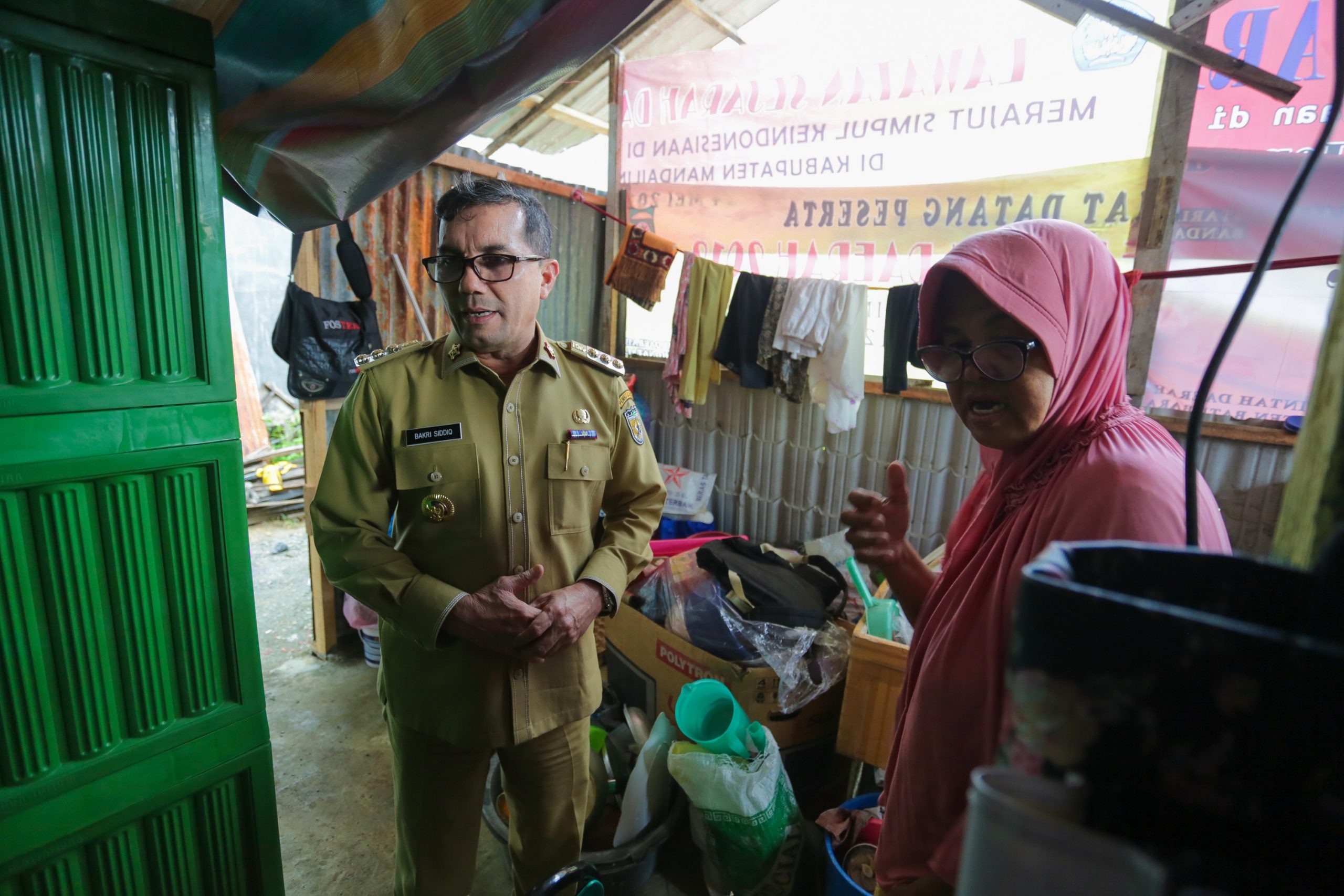 Pj Wali Kota Tinjau Rumah Duafa Eliza di Gampong Pande