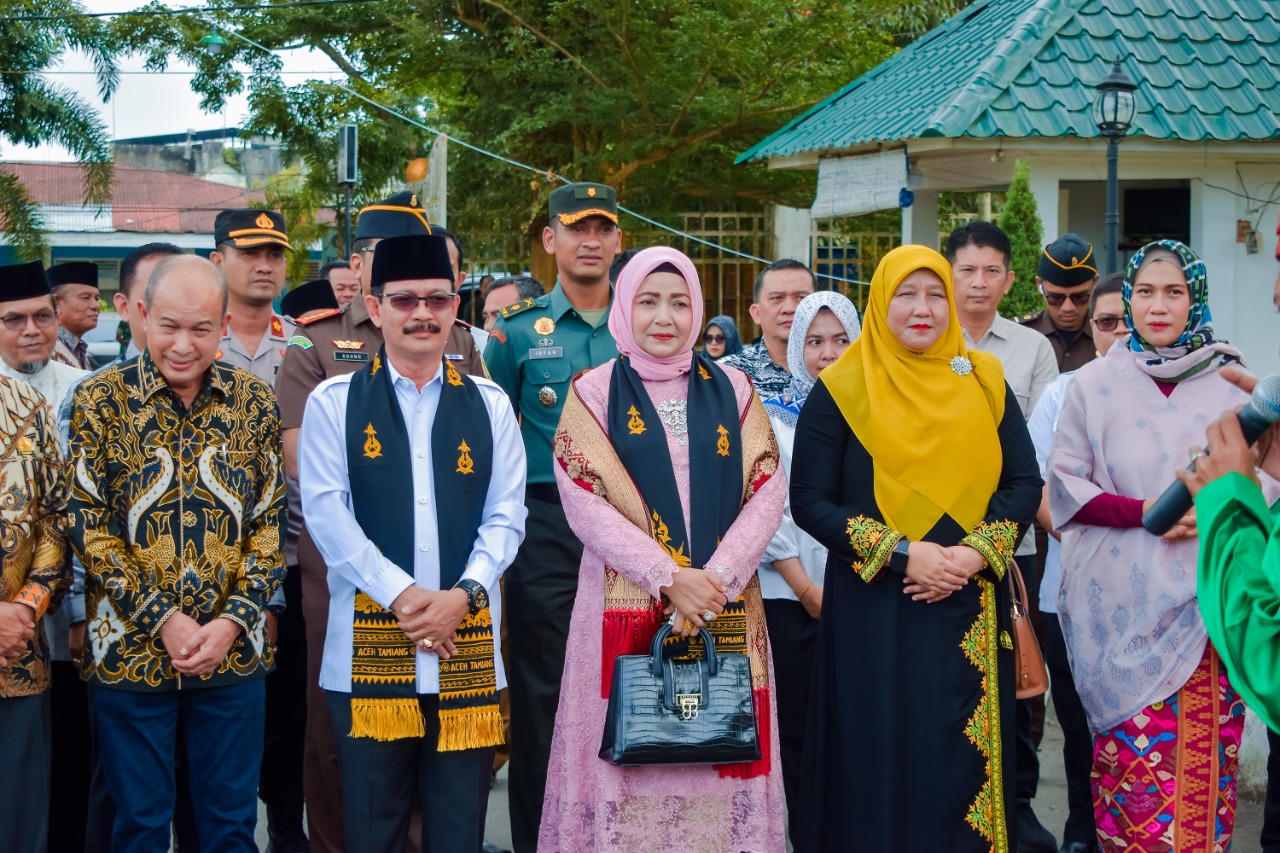 PEMKAB GELAR LEPAS SAMBUT BUPATI/WABUP DAN PJ. BUPATI ACEH TAMIANG