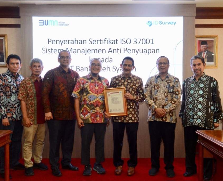 Bank Aceh Raih Sertifikasi SNI ISO 37001 Sistem Manajemen Anti Penyuapan