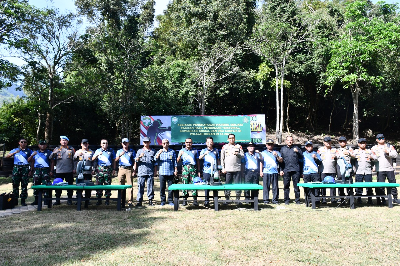 Pj Wali Kota Ikuti Lomba Menembak HUT Kodam IM