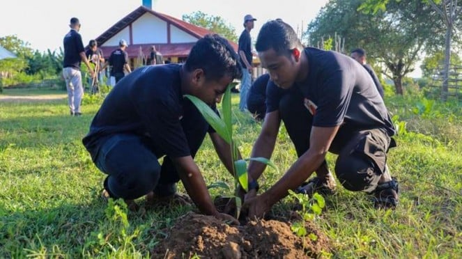 GMC Gelar Aksi Tanam Pohon Sekaligus Sosialisasikan Sosok Ganjar di Bekasi