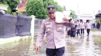 Peduli Masyarakat Korban Banjir Polres Pidie Salurkan Bansos