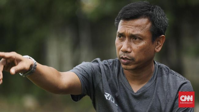 Terpuruk di Papan Bawah, Bhayangkara dan Widodo C. Putro Pisah Jalan