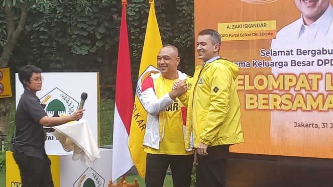 Bikin Rian Ernest eks PSI Kepincut Gabung Golkar, Ini Kata Ridwan Kamil