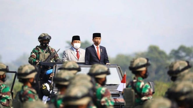Membaca Makna Pujian Jokowi Untuk Prabowo di Acara HUT ke-15 Gerindra