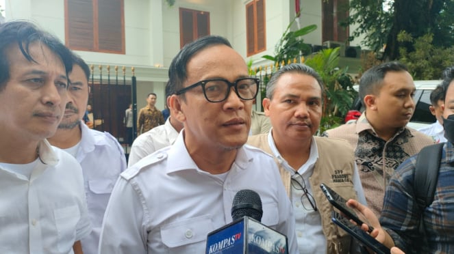 Datangi Kediaman Prabowo, Ketua Umum Jokowi Mania: Deg-degan