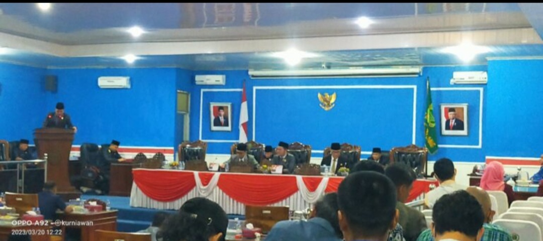 Rapat Paripurna Jubir Pansus III Telaah LKPJ Bupati Empat Lawang