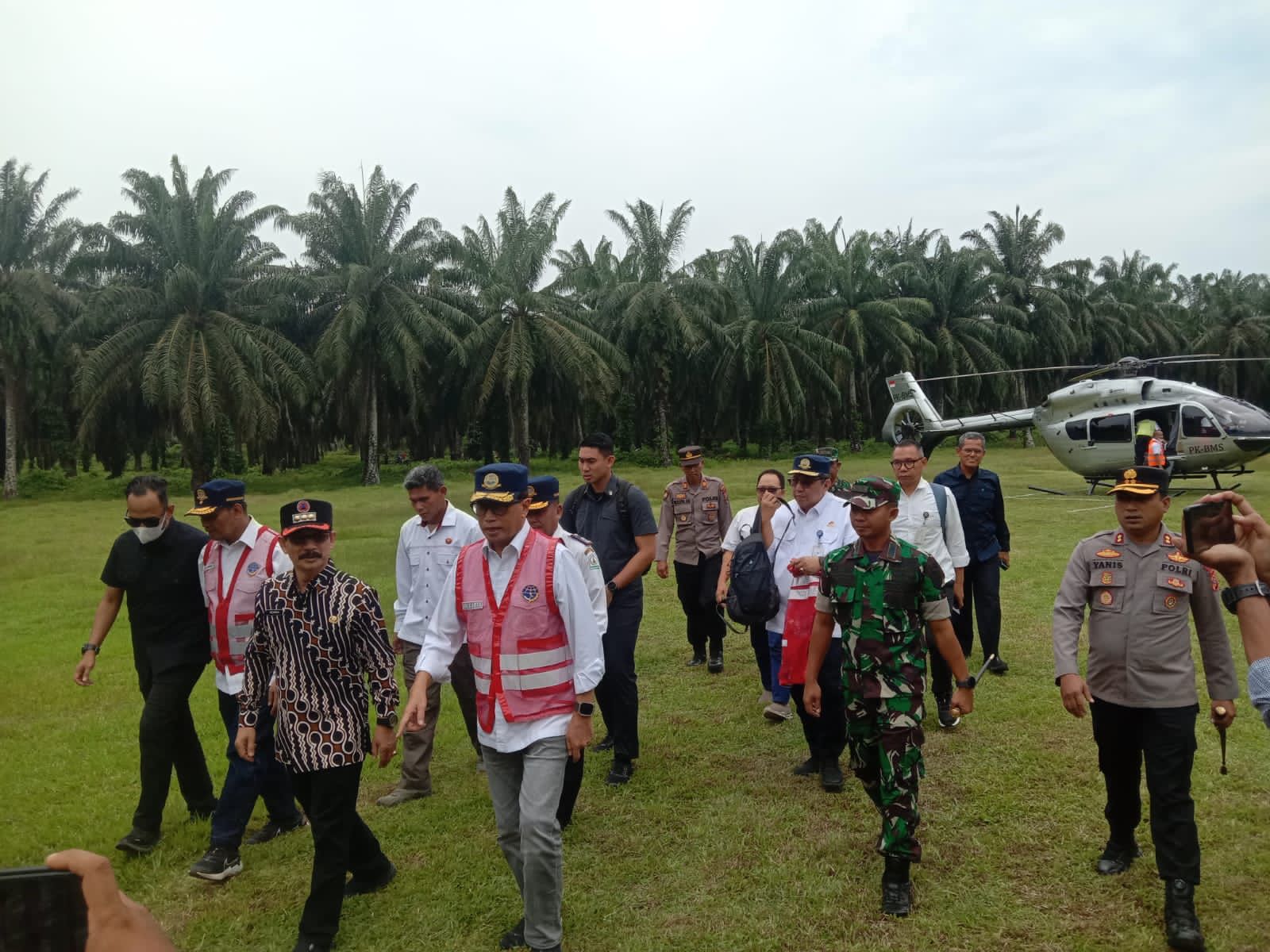 Komandan Kodim 0117/Aceh Tamiang bersama Forkompimda Sambut Kunker Menhub Monitoring Pembangunan KAI