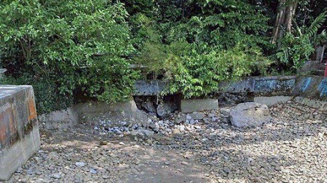 Kemarau Panjang, Kolam Mata Ie Kering, PDAM Ajak Anak Yatim Berdoa