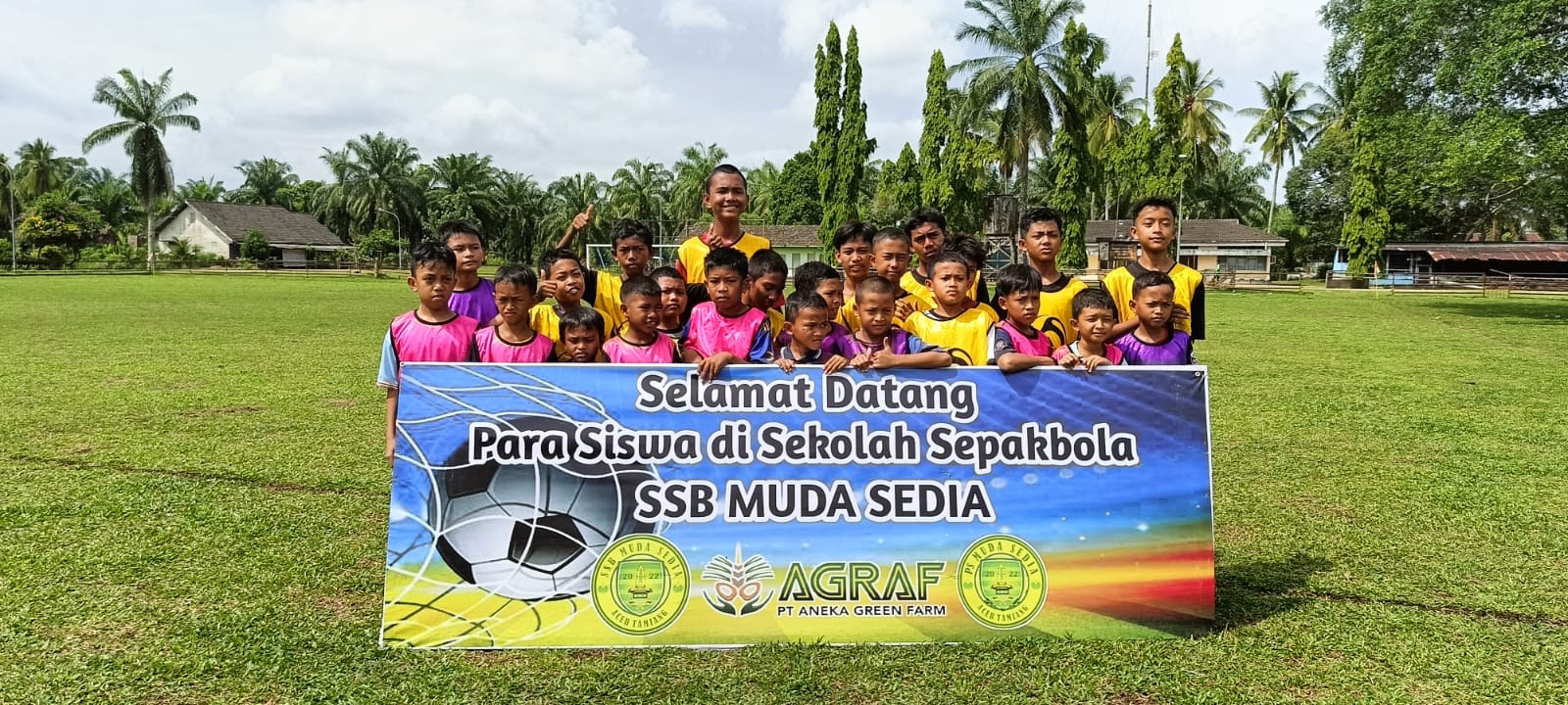 Sekolah Sepak Bola (SSB)  Bumi Muda Sedia di  Resmikan Kabupaten Aceh Tamiang 