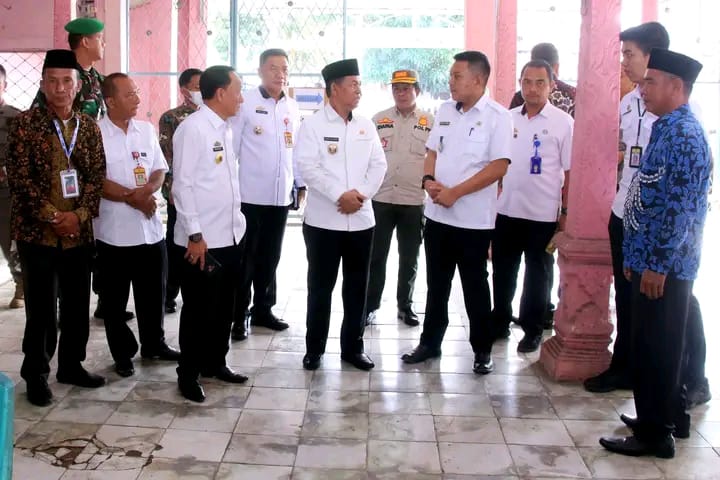 Bupati Lampung Utara bersama Forkopimda Pantau Pilkades Serentak 2023