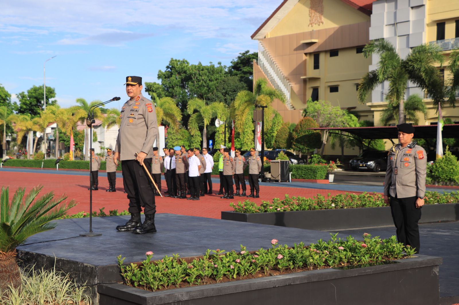 Kapolda Aceh Pimpin Apel Pagi.