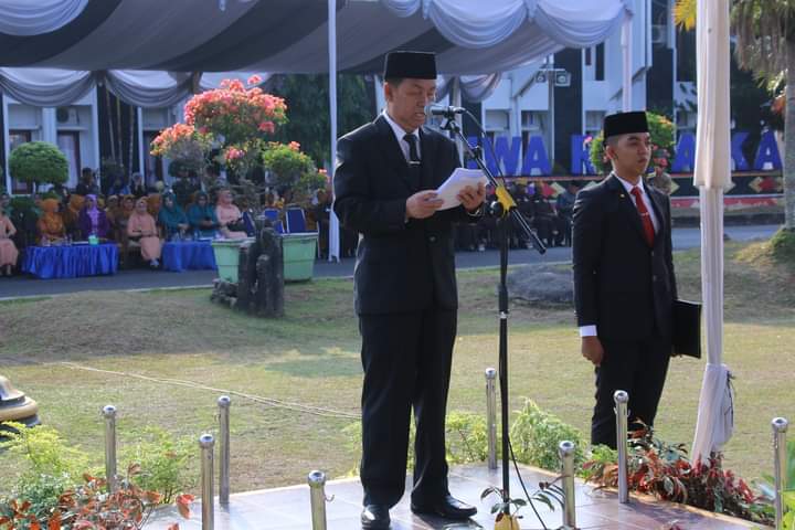 Bupati Lampura Jadi Inspektur Upacara Peringati Hari Veteran Nasional