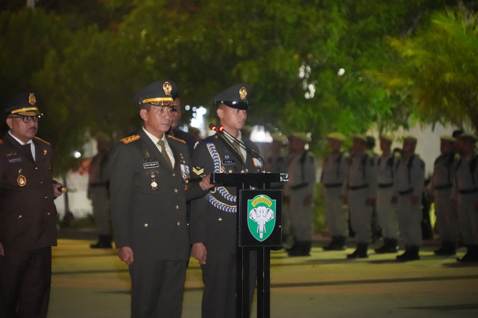 Pangdam IM memimpin Apel Kehormatan dan Renungan Suci (AKRS) di Taman Makam Pahlawan Kota Banda Aceh