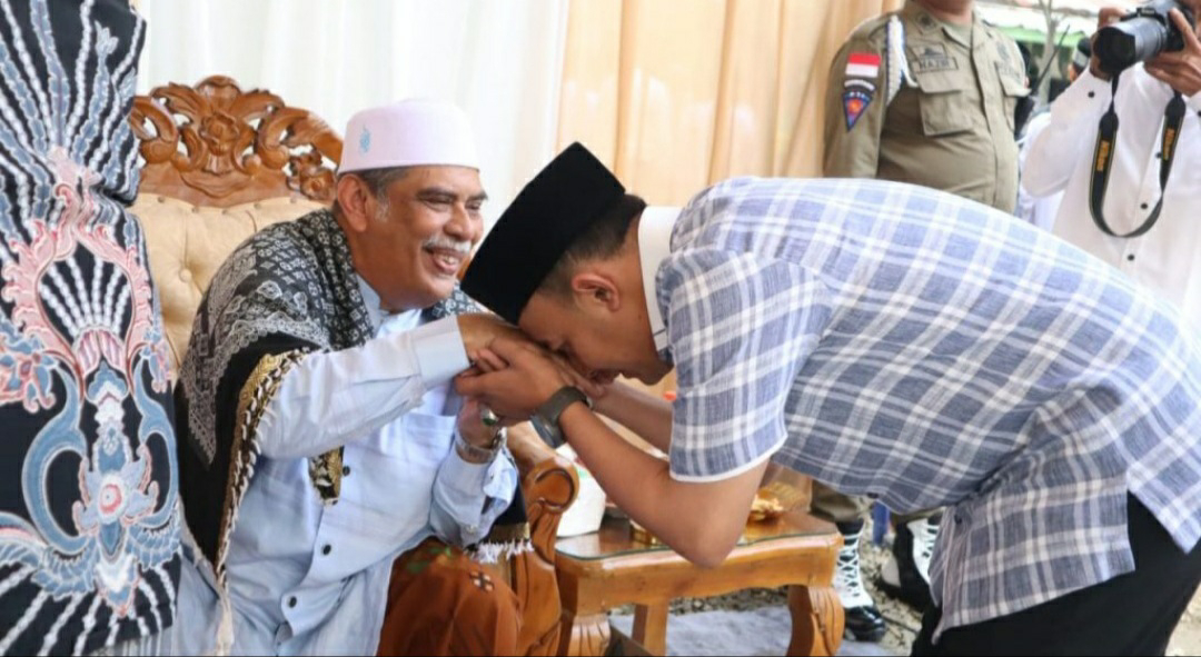 Kapolresta Banda Aceh Hadiri Maulid Rasul dan Haul Abu Chiek ke 27 di Yayasan Dayah Ulee Titi