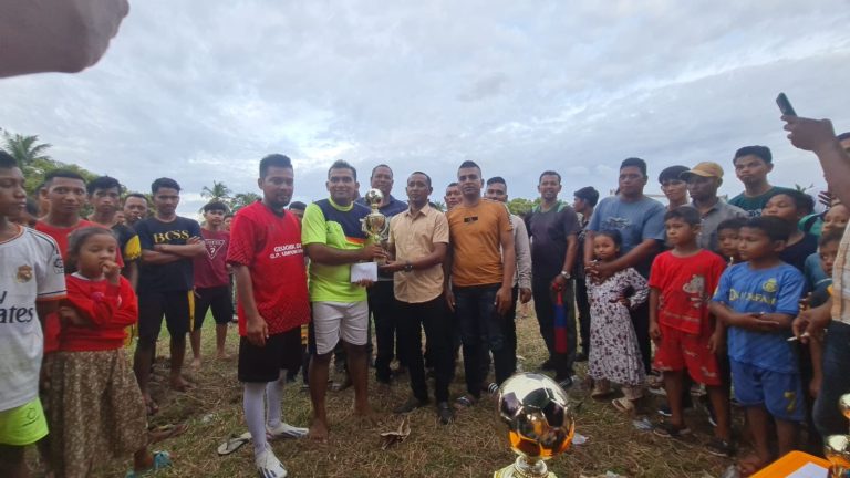 Turnamen Geuchik Geuleumpang Umpung Unoe Cup I Berakhir, Tim Dusun B Tampil Sebagai Juara 1