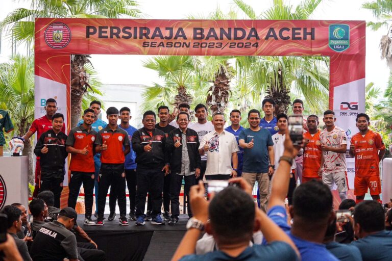 Persiraja Launching Team, Perkenalkan 31 Pemain dan Jersey