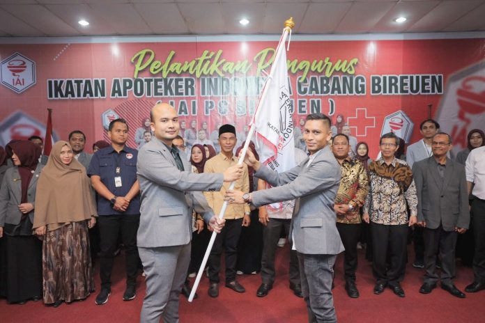 Pengurus Cabang Ikatan Apoteker Indonesia Kabupaten Bireuen Periode 2023-2027 Dilantik