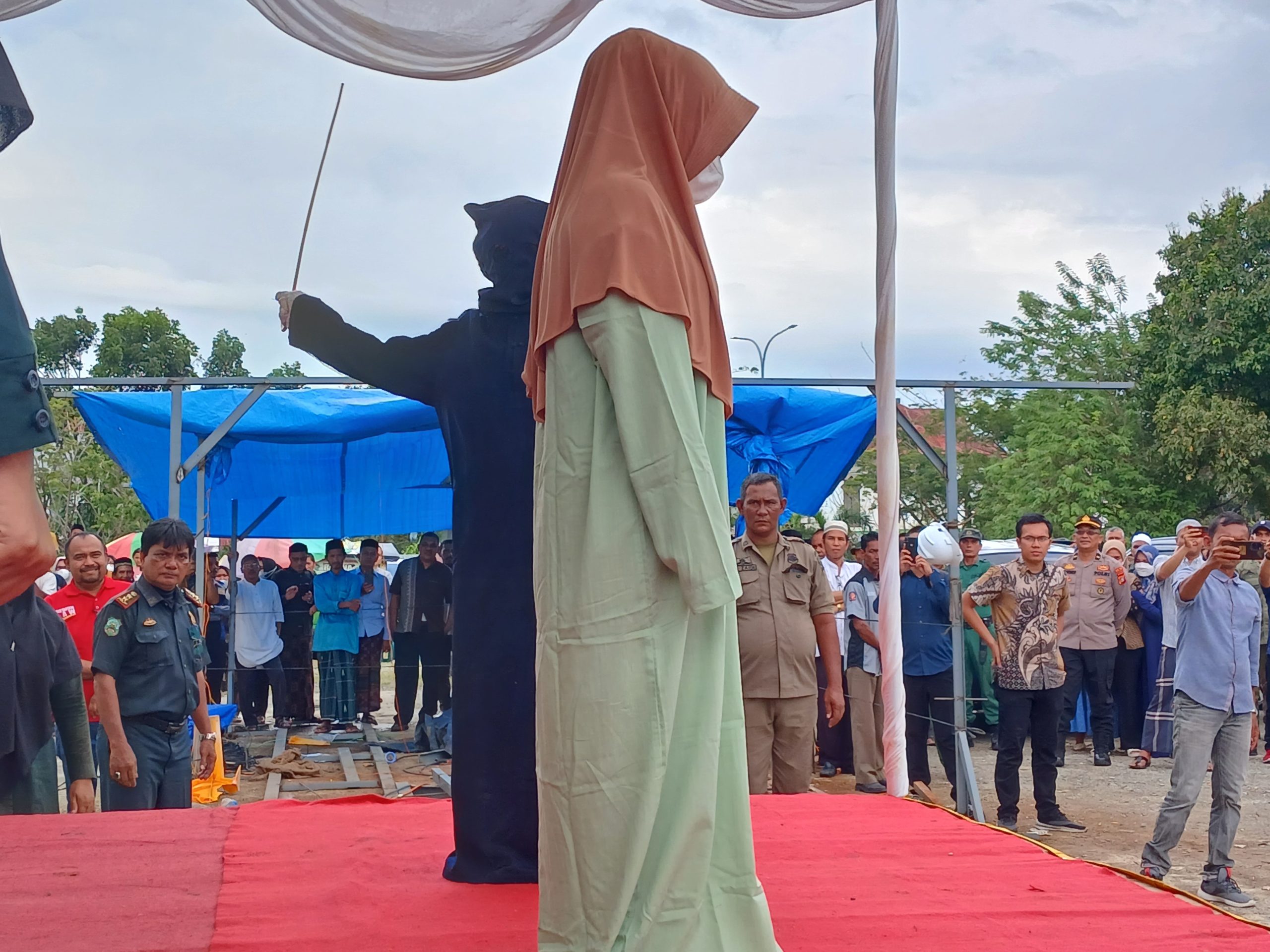 Pelanggar Khalwat di Nagan Raya Dicambuk 4 Kali