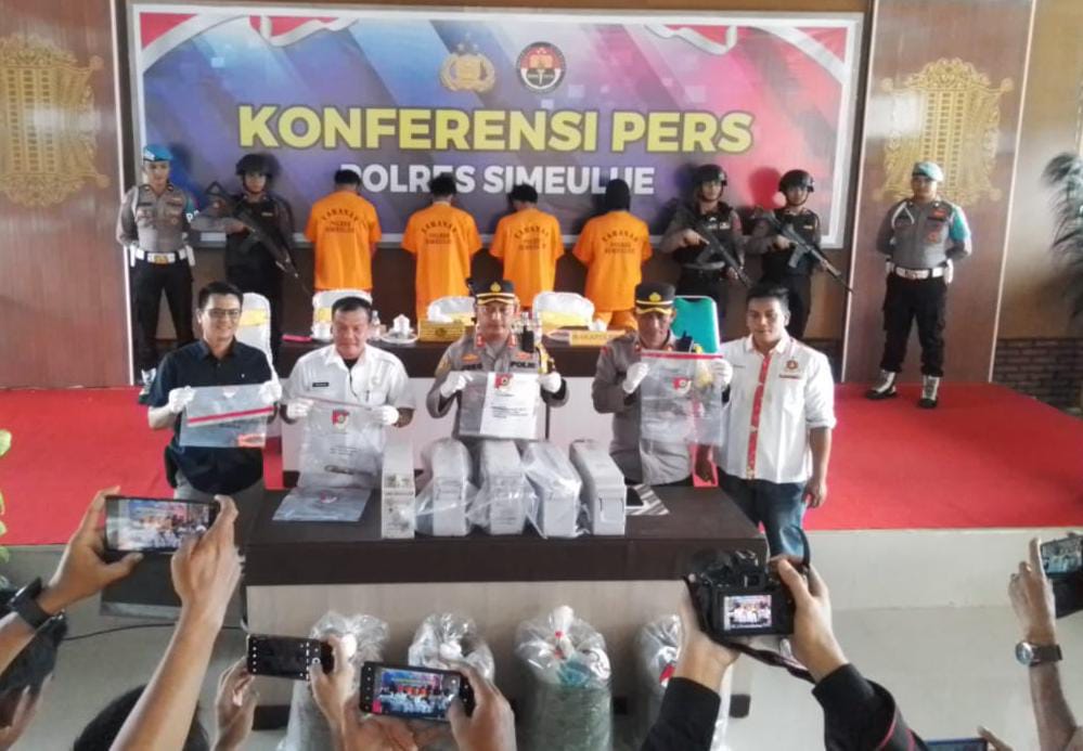 Polisi Tangkap Terduga Pencuri Baterai dan BBM Tower di Simeulue