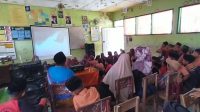 Kenang Sejarah Kelam Bangsa, Warga Madrasah Nobar Film G30S/PKI