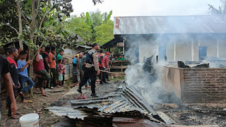 Satu Unit Rumah Terbakar di Samudera, Polisi Amankan TKP