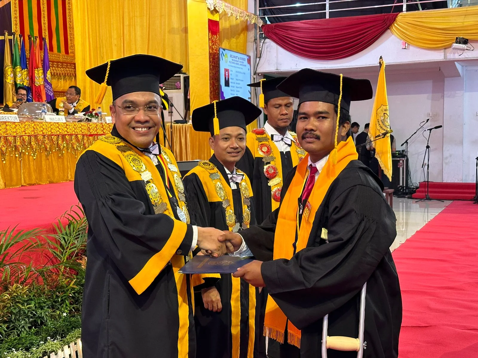 PNL Gelar Wisuda, 336 Orang Lulus Predikat Cumlaude