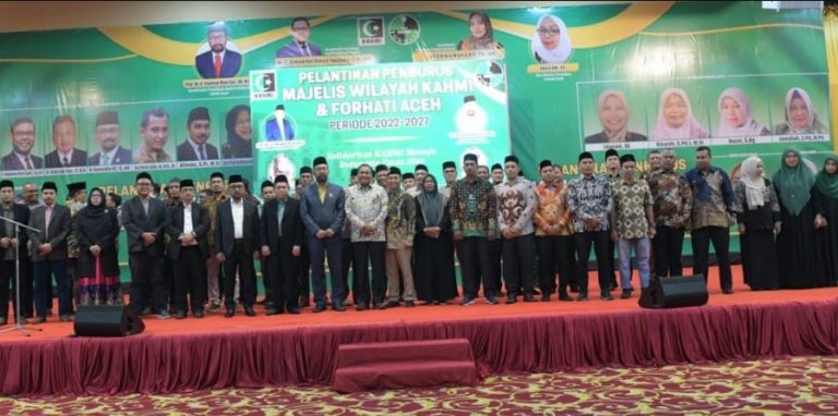 Pengurus KAHMI Aceh Dilantik, Gubernur Aceh Ucapkan Selamat