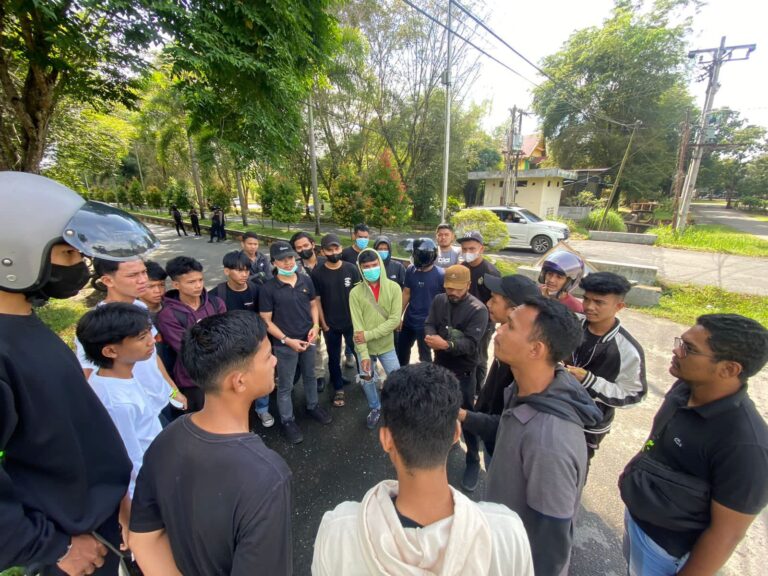 Aksi Demo FAMS Di Duga Ditunggangi,Adik Oknum Kadis Ikut Serta