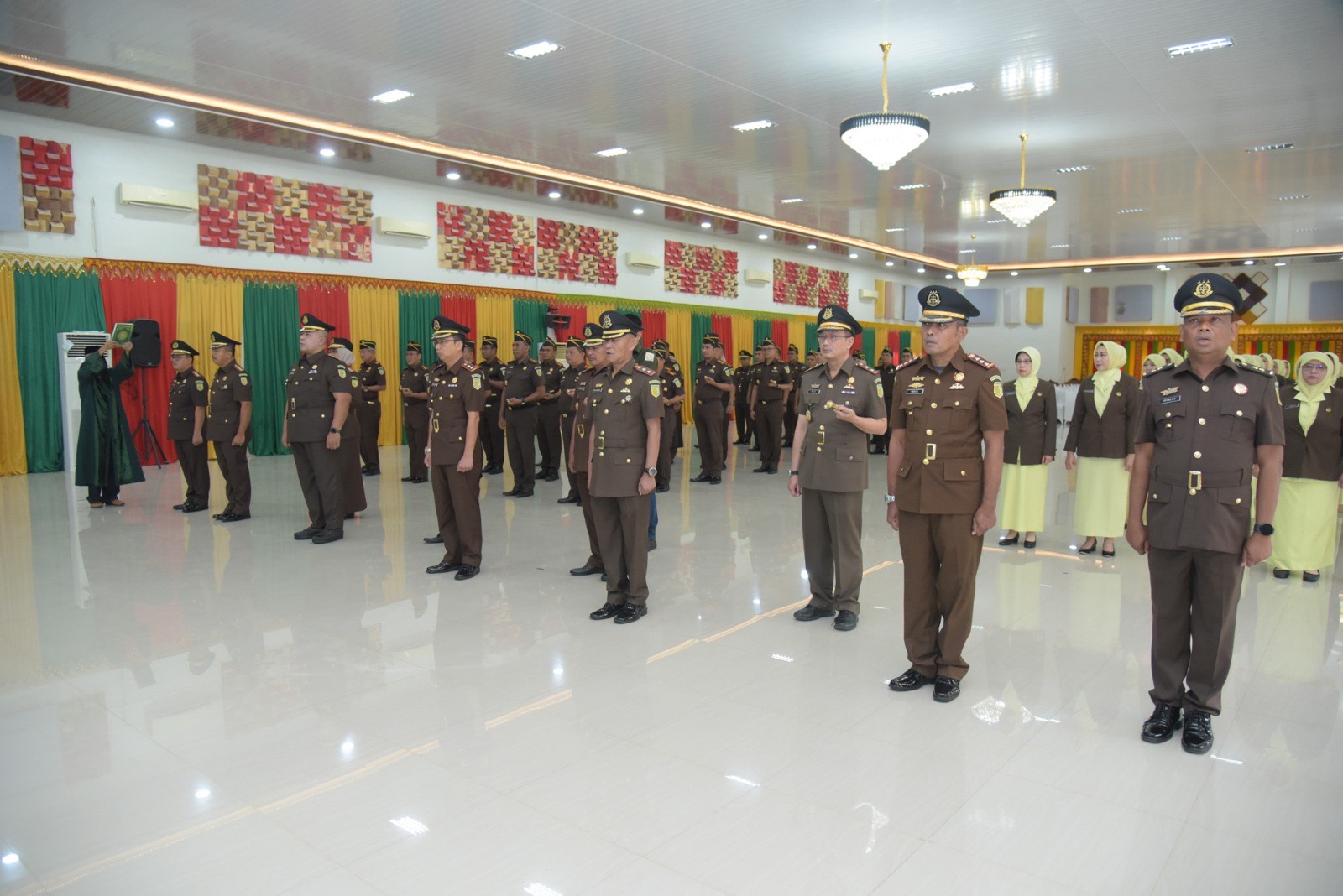 Kajati Aceh Lantik 6 Kajari di Aceh dan 1 Koordinator