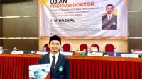 Di Usia Muda, Alumni Pesantren Moderen Misbahul Ulum Raih Gelar Doktor dengan Predikat Cumlaude