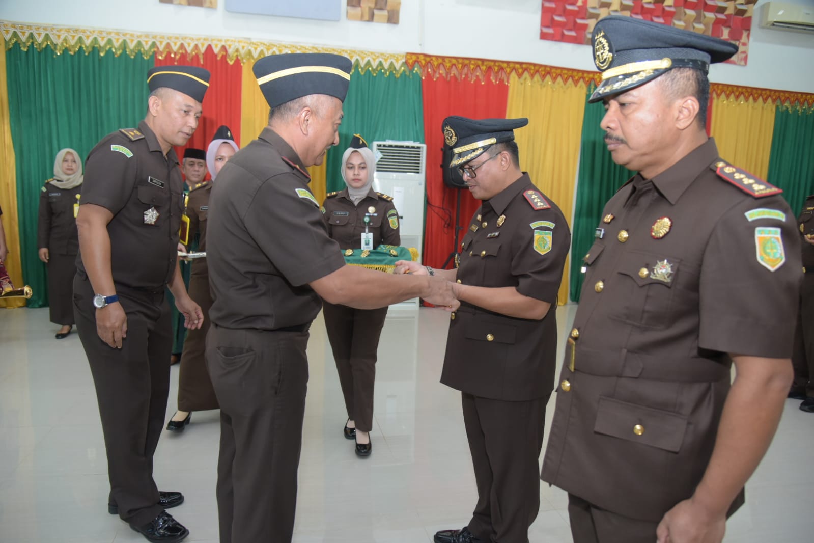 Drs. Joko Purwanto, SH Lantik Irwansyah, SH, MH sebagai Kepala Kejaksaan Negeri Banda Aceh