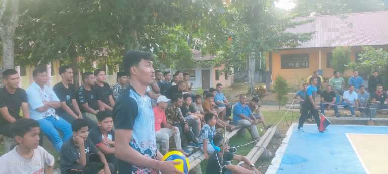 Di Laga Pertama Semi Open Volly Ball Arimiadi CUP Gampong Serba Jaman Tanah Luas Putra Kibers Menang 3-1 VS Cucoe Nek Tring VC