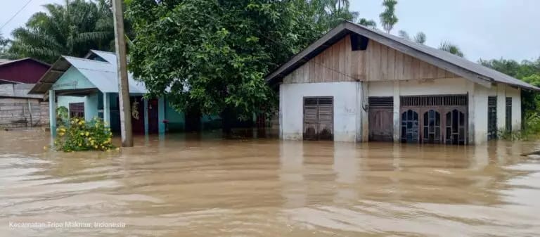 Banjir di Tripa Makmur Belum Surut, Sejumlah Rumah Warga Masih Terendam Air