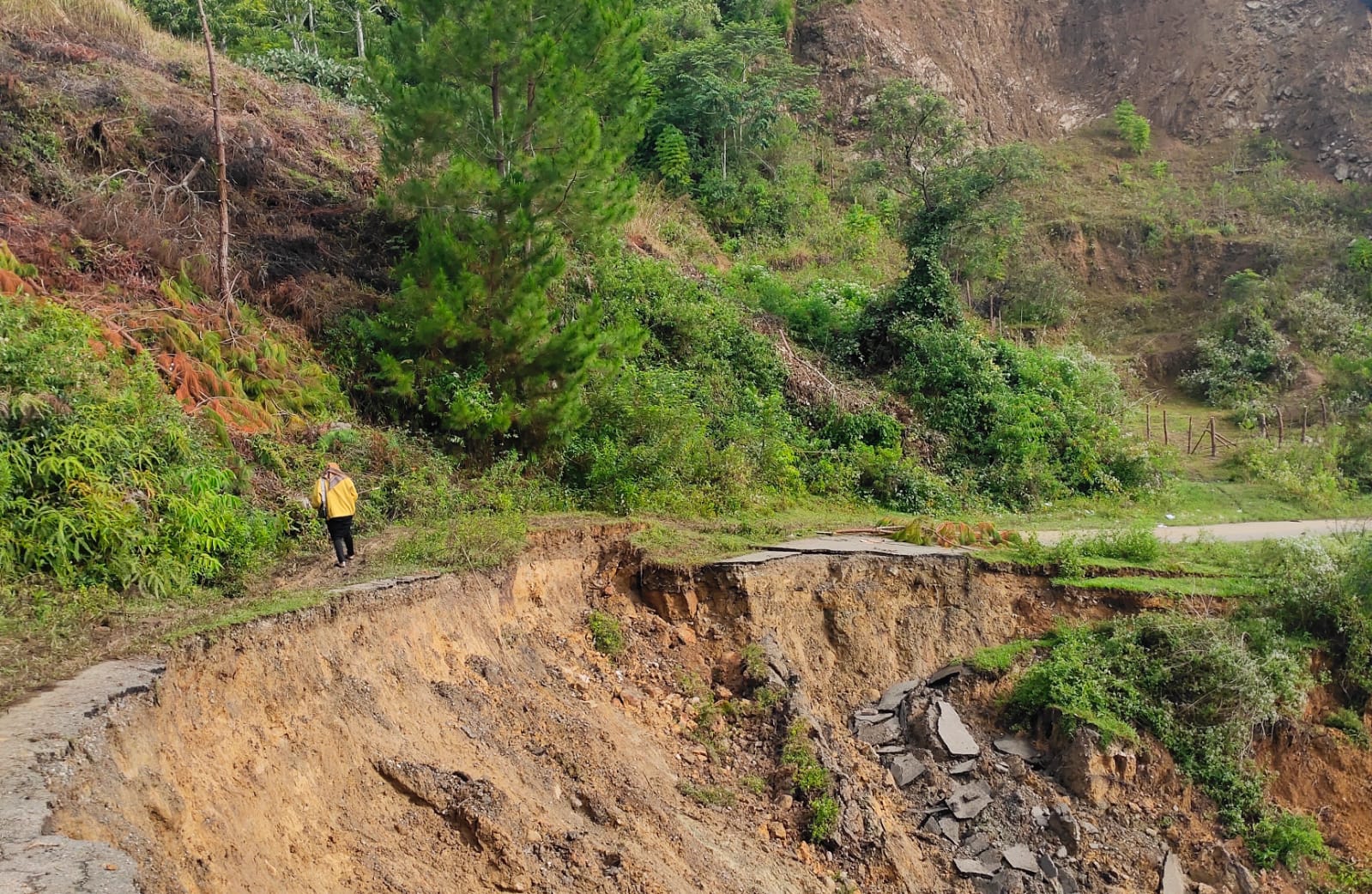 Warga Tagih Penanganan Jalan Amblas, Ini Respons BPBD Gayo Lues