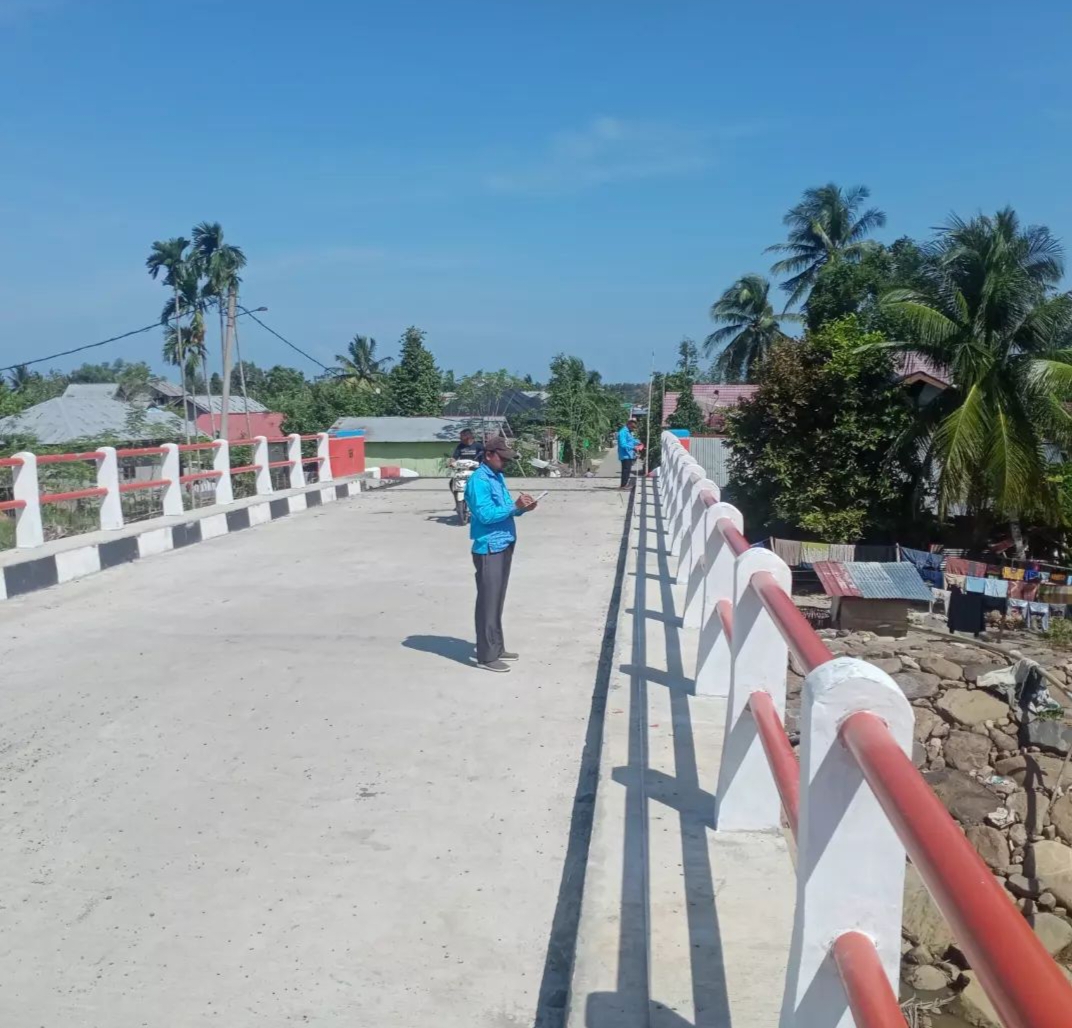 Sempat Ambruk Dihantam Banjir  Jembatan Teupin Peuraho Rampung Dibangun