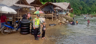 Libur Tahun Baru, Personel Polsek Kuta Makmur Patroli di Obyek Wisata Pemandian